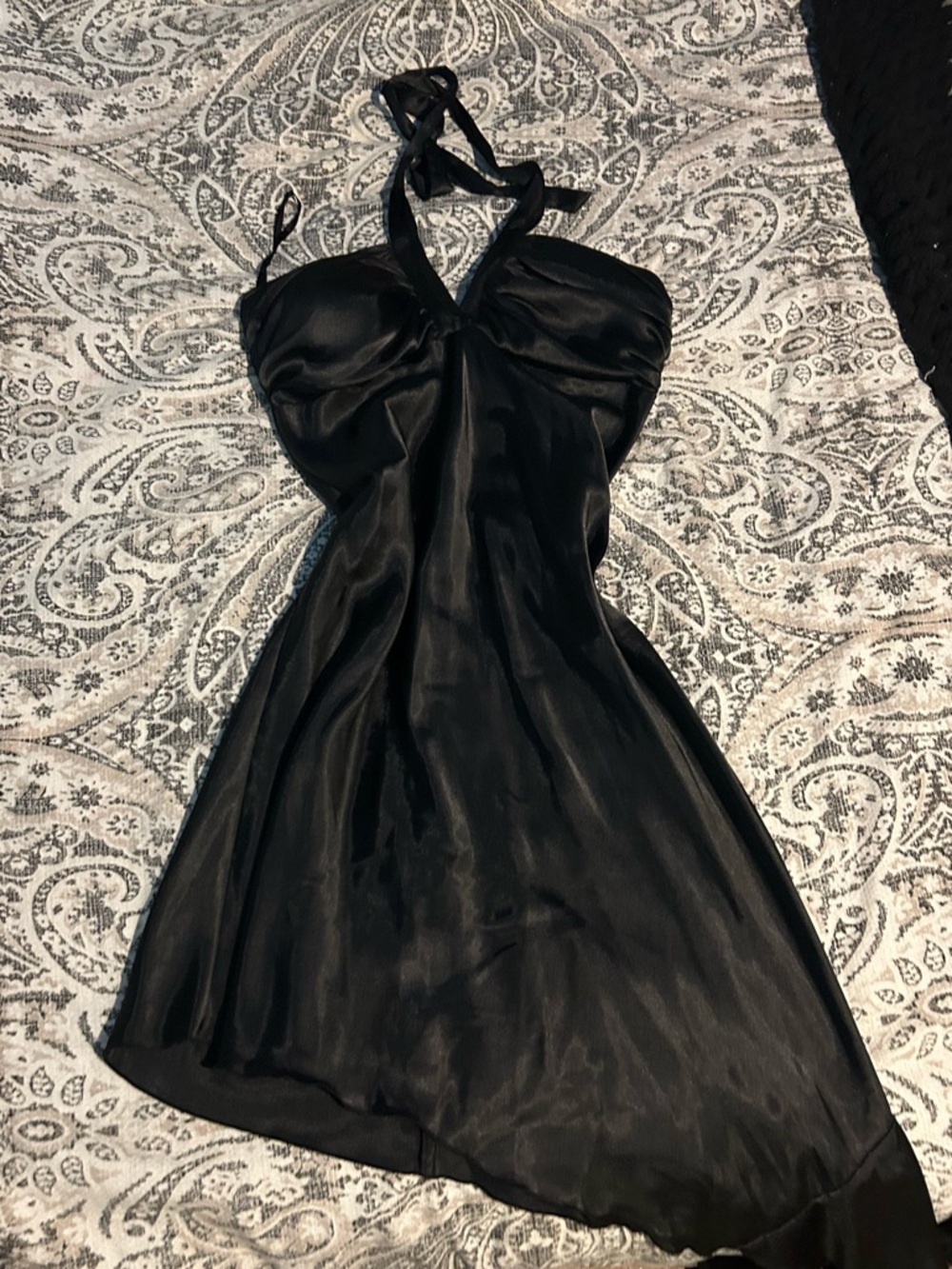 Alyn Paige Black One-Shoulder Satin Dress